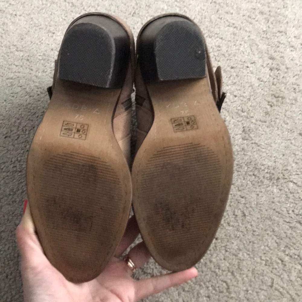 Kelsi Dagger taupe boots 7.5 worn once - Picture 5 of 5